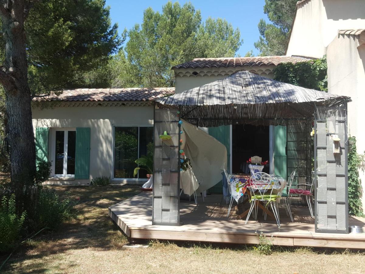 L'Oliveraie En Provence Lambesc Exterior foto